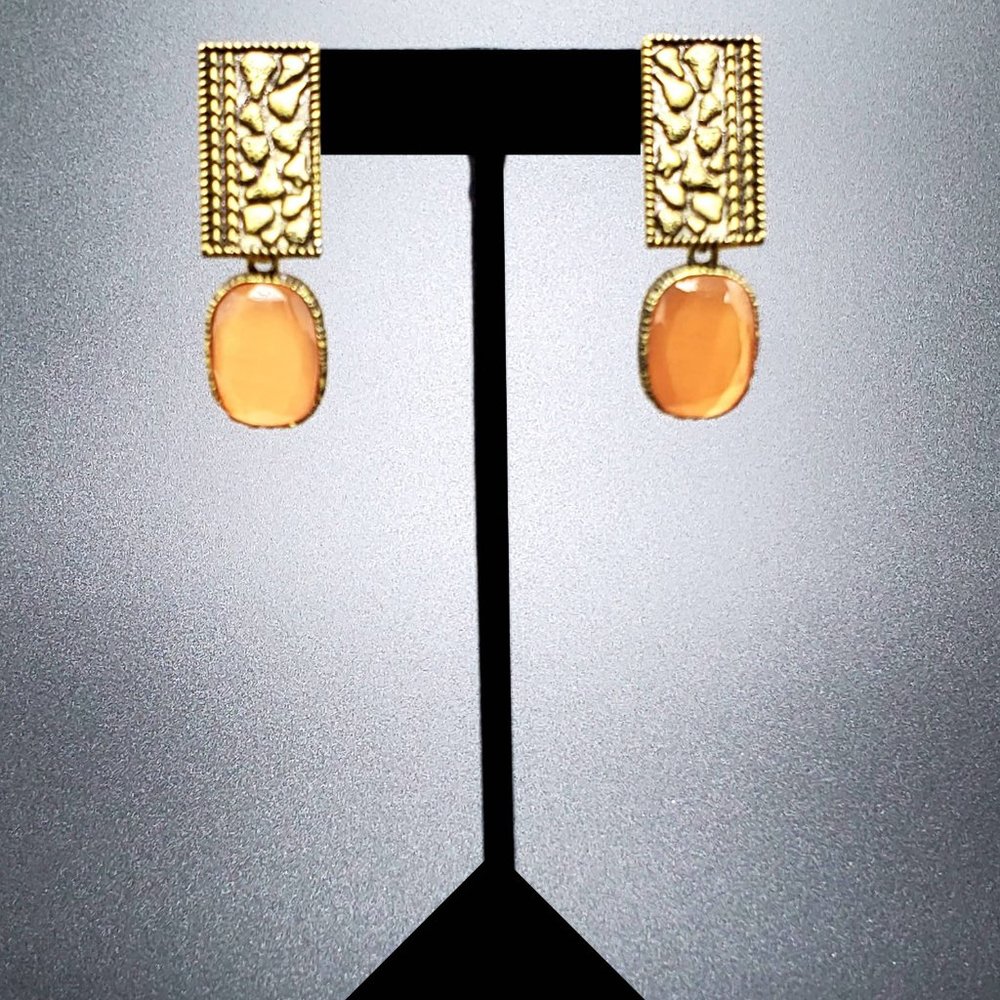 Trendy Golden Matt Pastel Earrings!